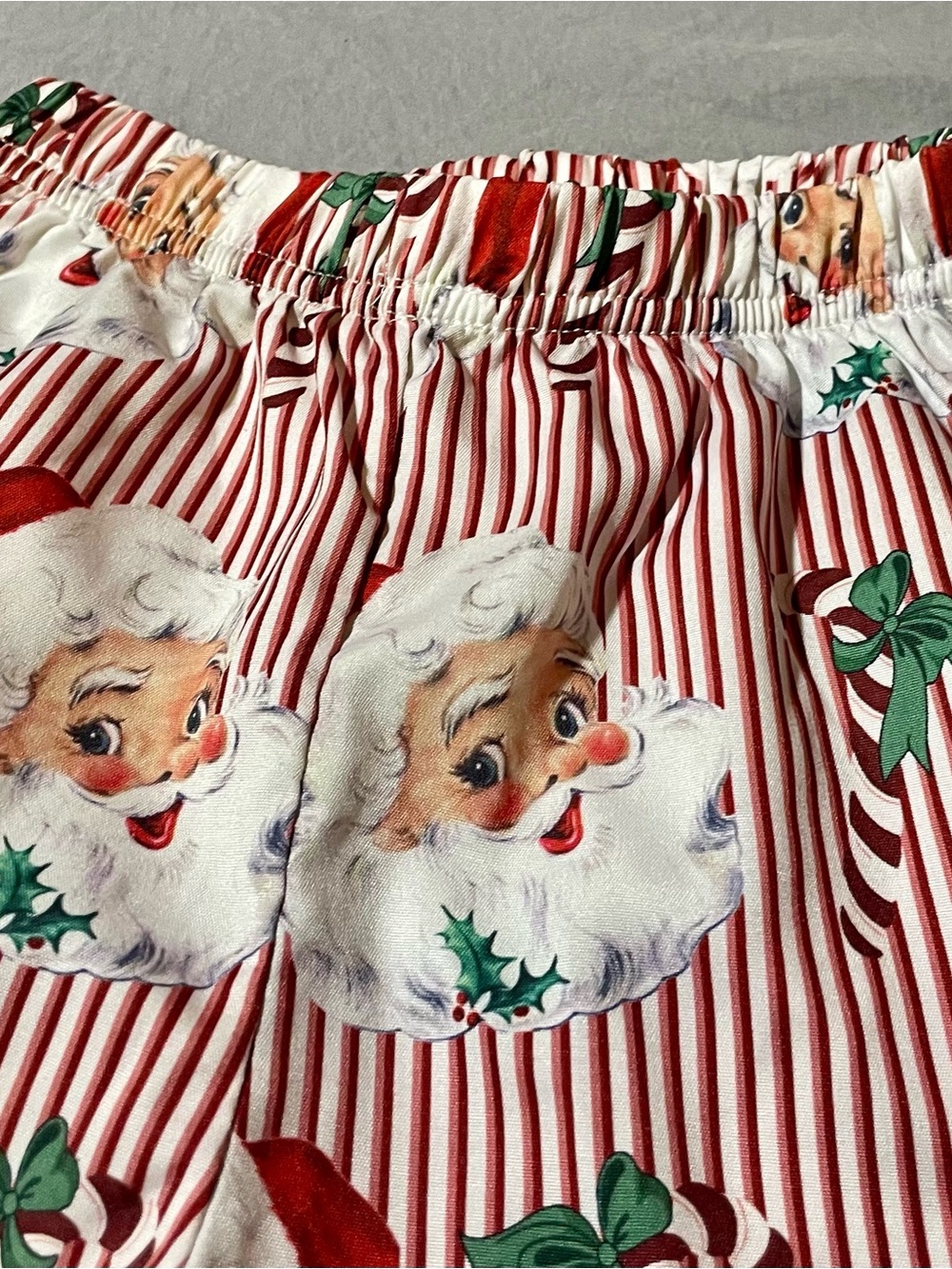 Toddler Santa outfit - Picture 8 of 8